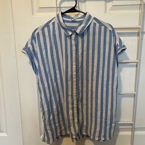 Old Navy Blue and White Short Sleeve Button Up